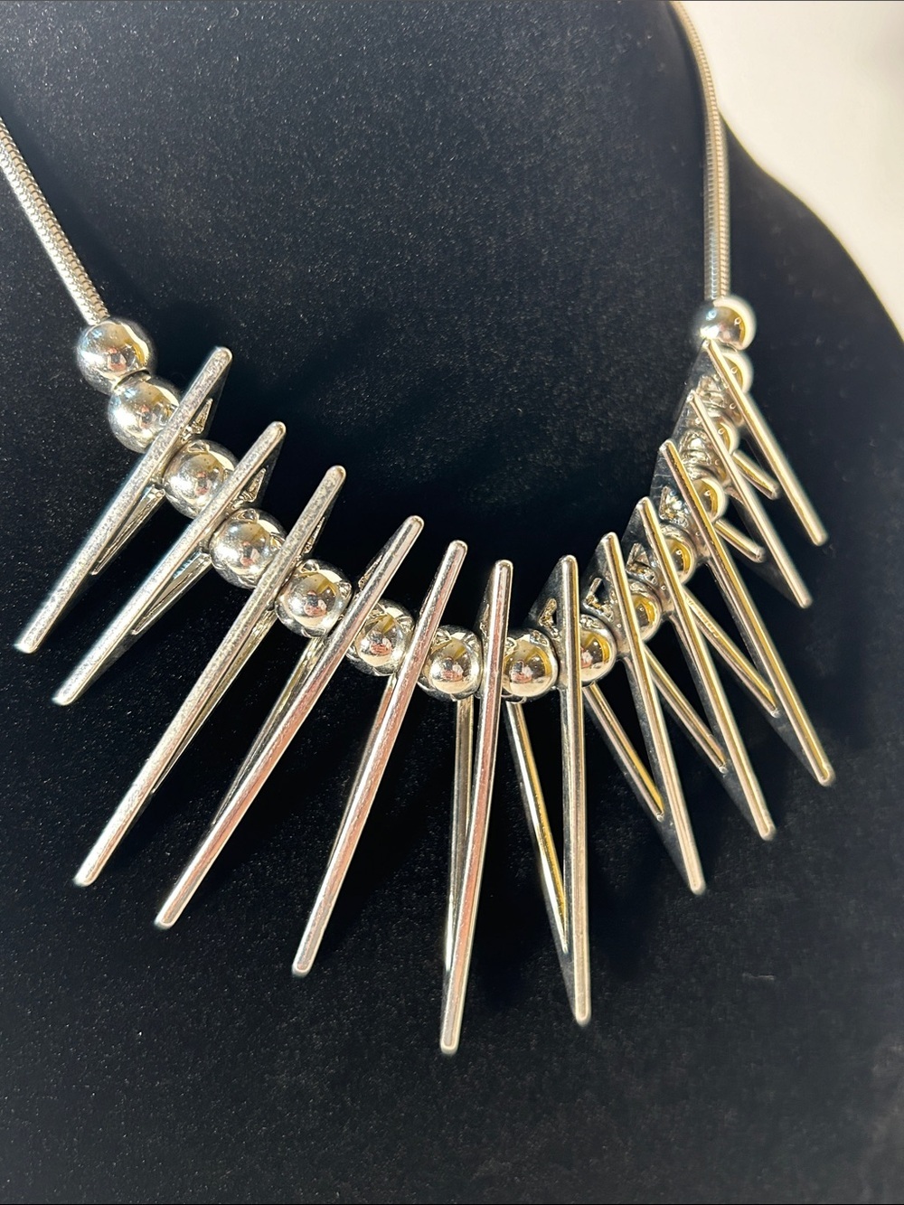 Modern Silver Spike Statement Necklace Chic Minimalist Career Retro Edgy Artsy